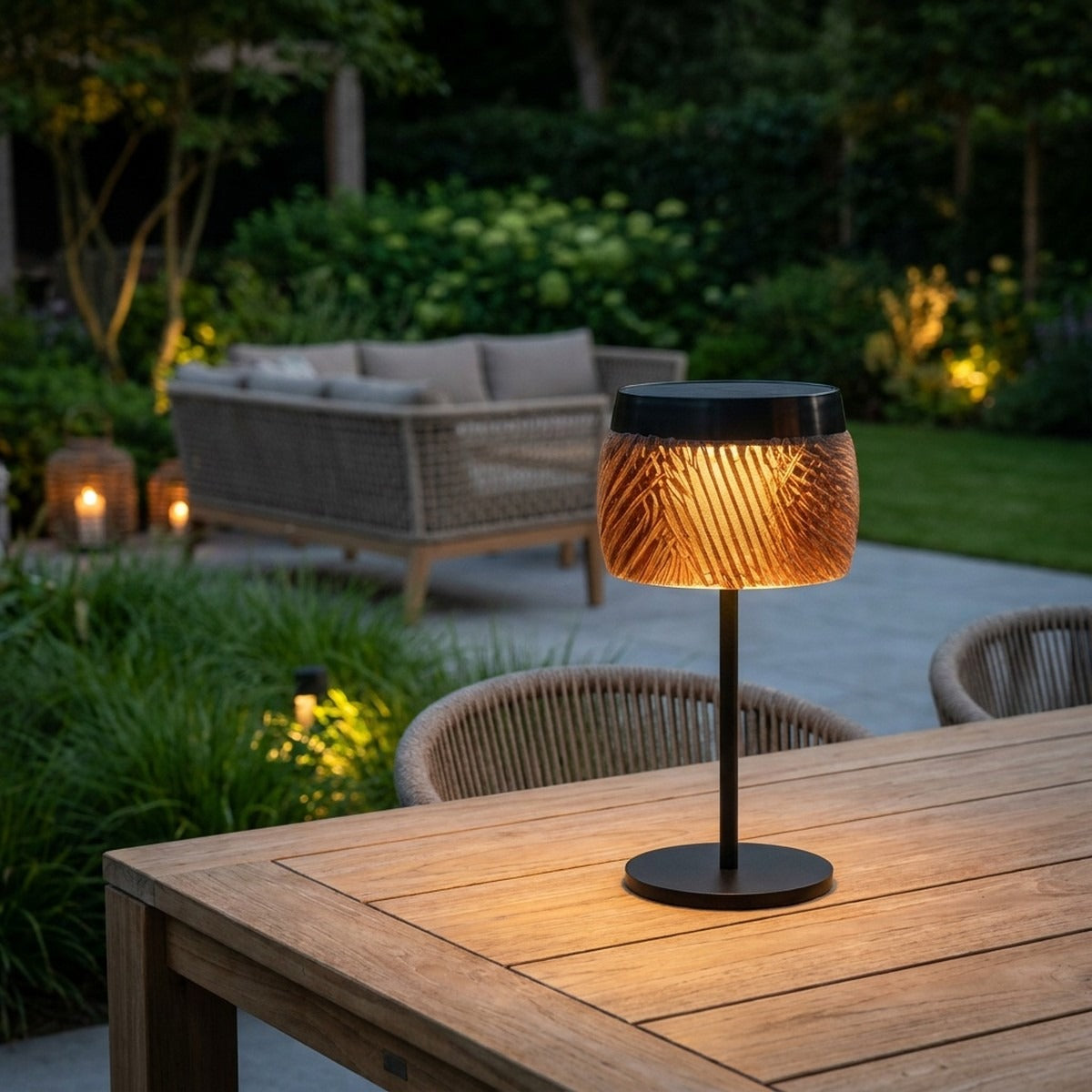 Lolie 200lm Solar Table Lamp 28 cm - Amber Translucent Recycled PETG with Black Aluminium