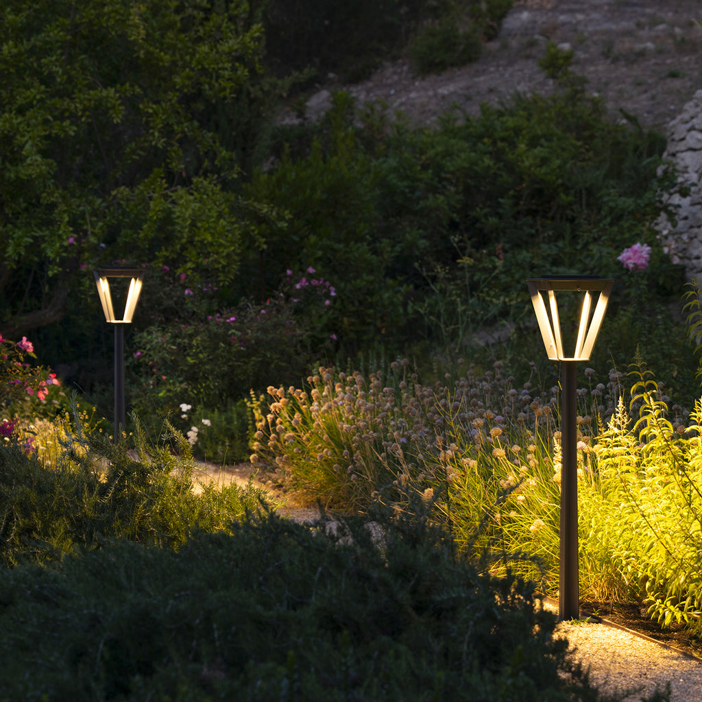Metro 500lm Solar & Rechargeable Lamppost 200 cm - Space Grey Aluminium