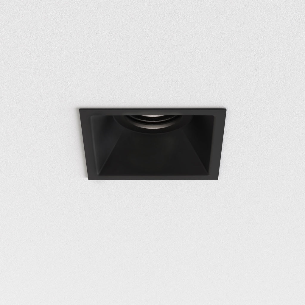 Minima Pro Square Fixed IP65 (4001059) in Matt White - Product Image 3