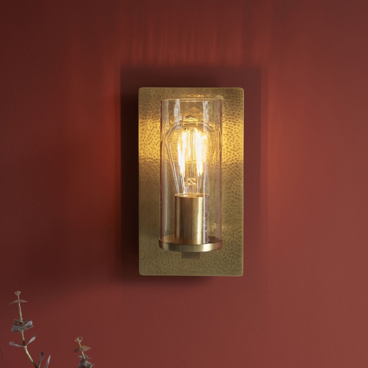 Novena Caroli 1 Light Wall Light Hammered Brass Clear Glass