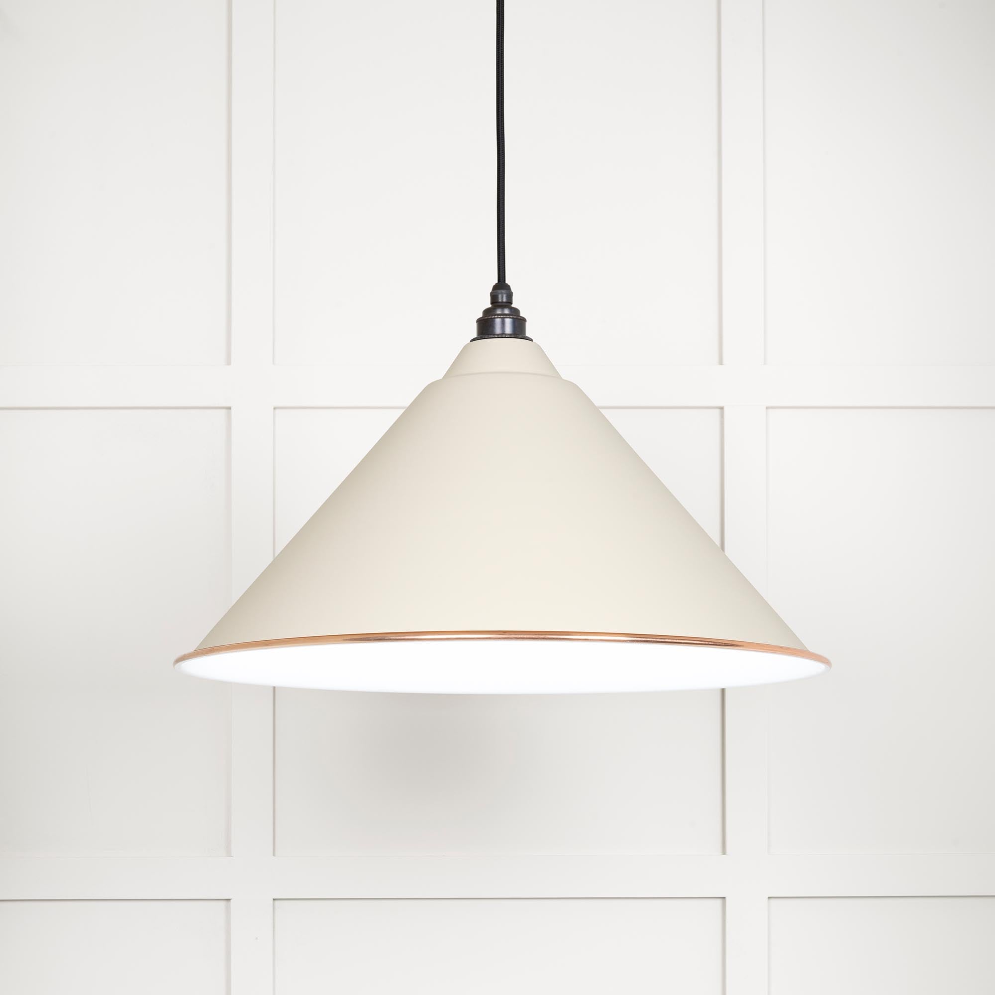 Novena Newbridge Accent Pendant Light in Teasel