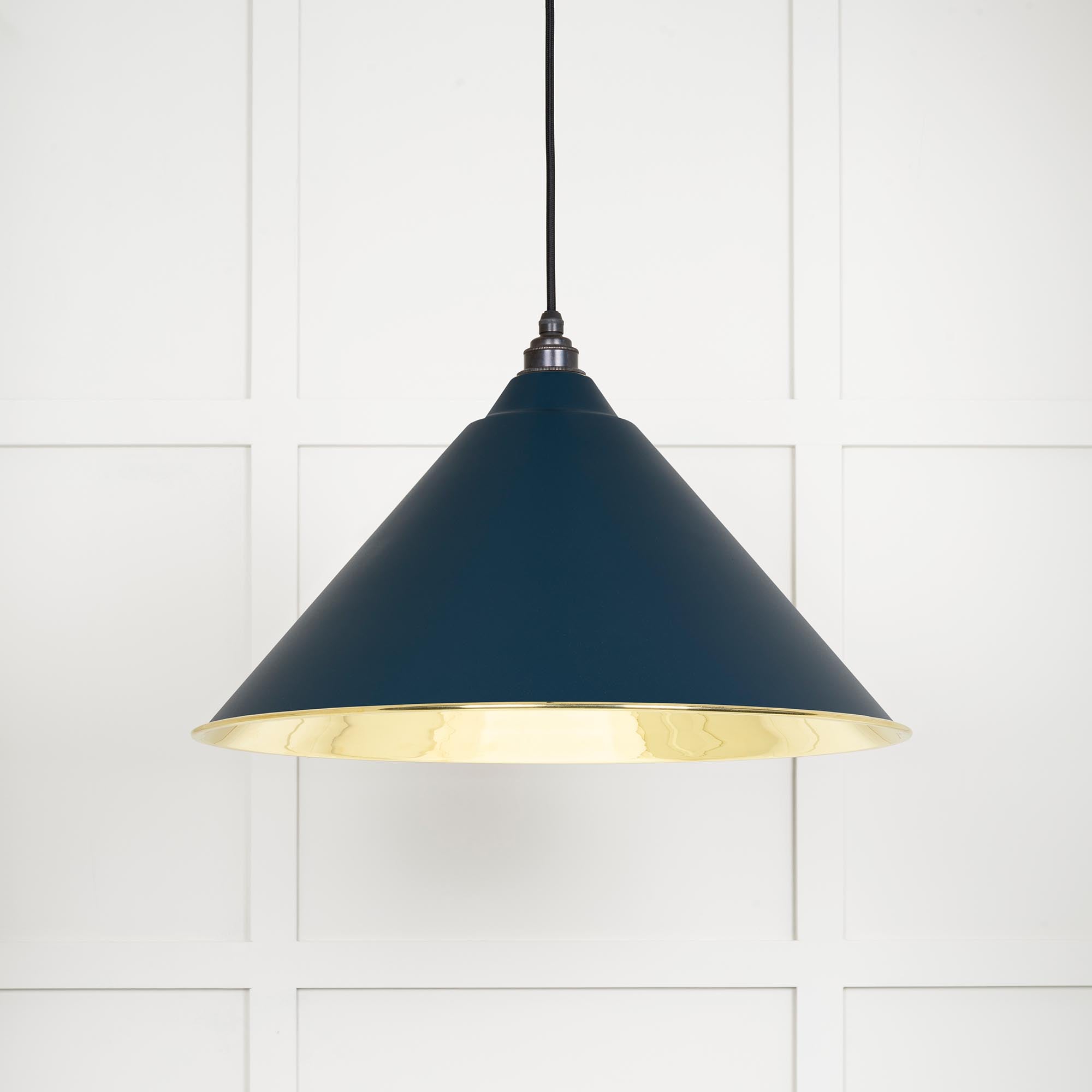 Novena Newbridge Smooth Brass Pendant Light in Dusk