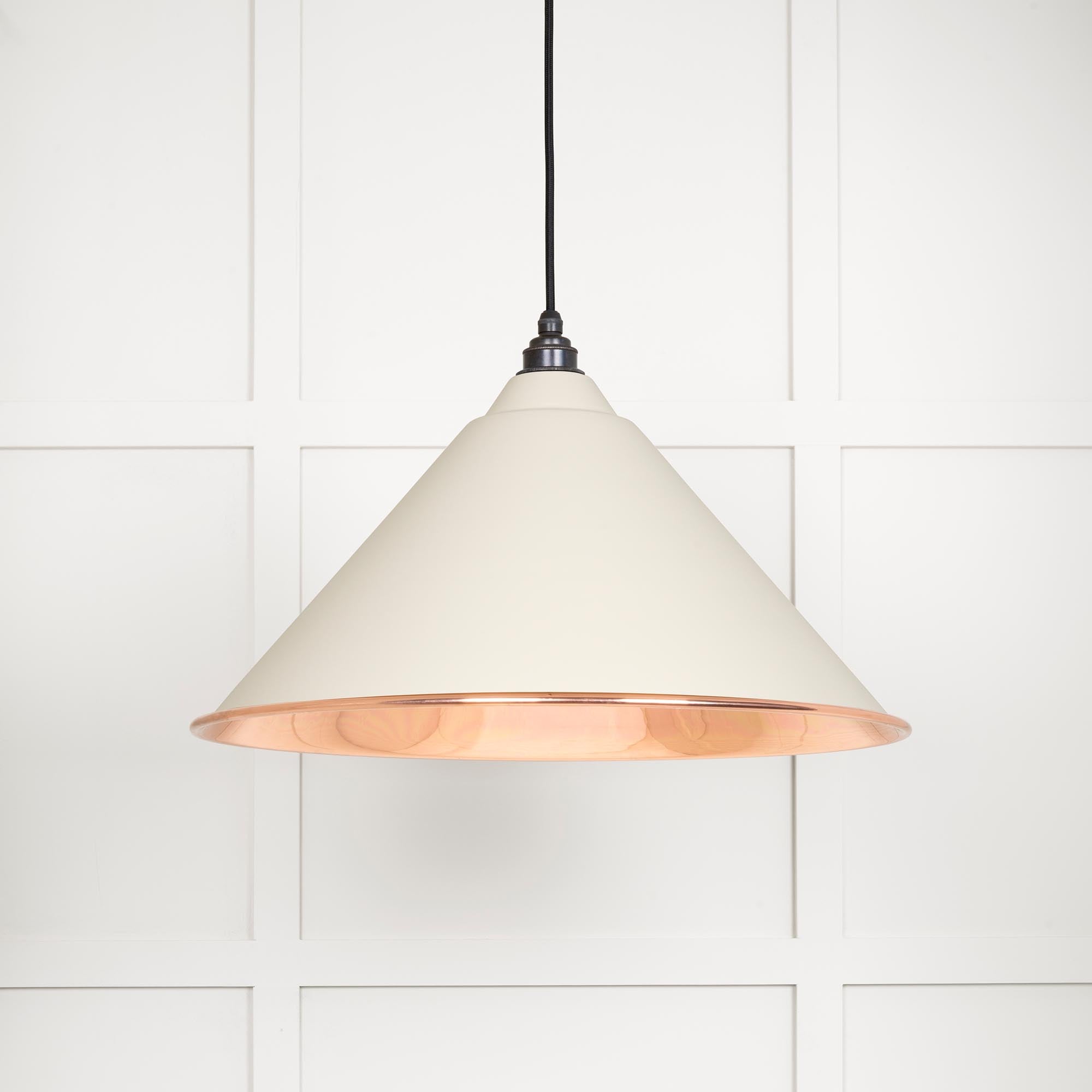 Novena Newbridge Smooth Copper Pendant Light in Teasel