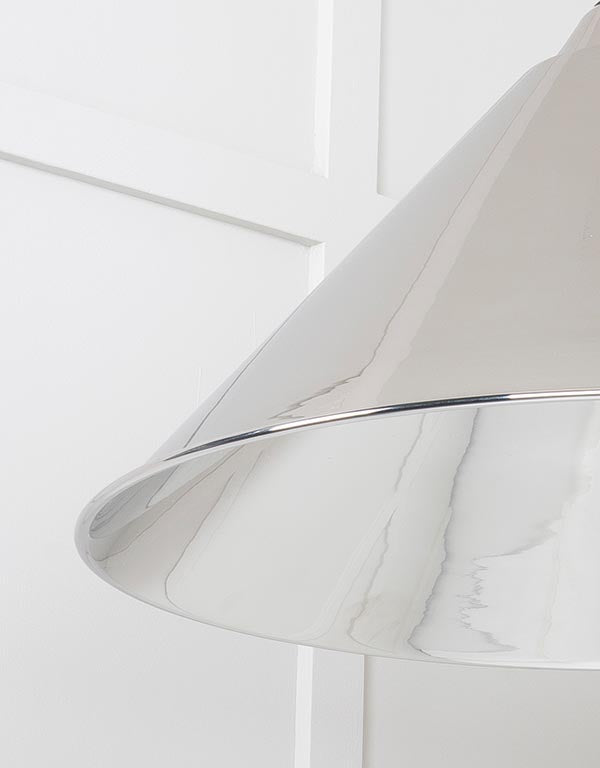 Novena Newbridge Smooth Nickel Pendant