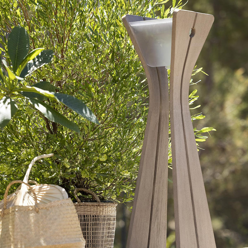Osmoz 500lm Solar Lamppost 110 cm - Teak Duratek