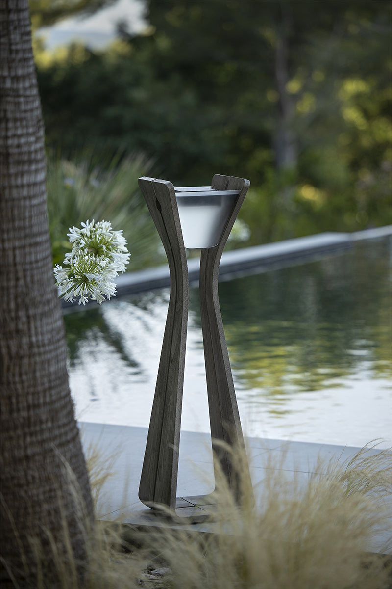 Osmoz 500lm Solar Lamppost 110 cm - Teak Duratek