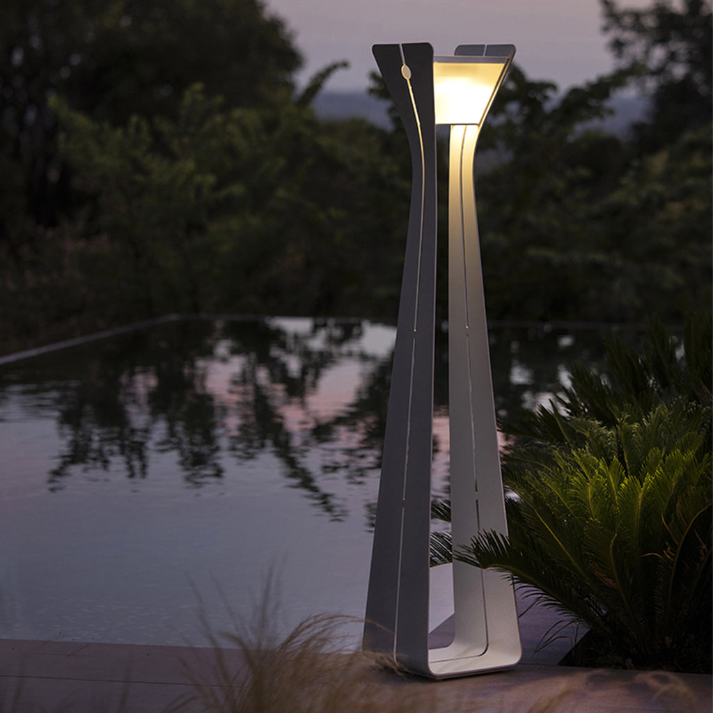 Osmoz 500lm Solar Lamppost 175 cm - Space Grey Aluminium