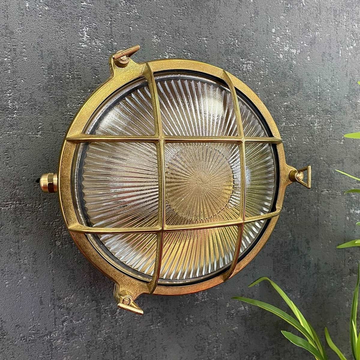 Navigator Cabin Large Porthole Bulkhead in Raw Brass
