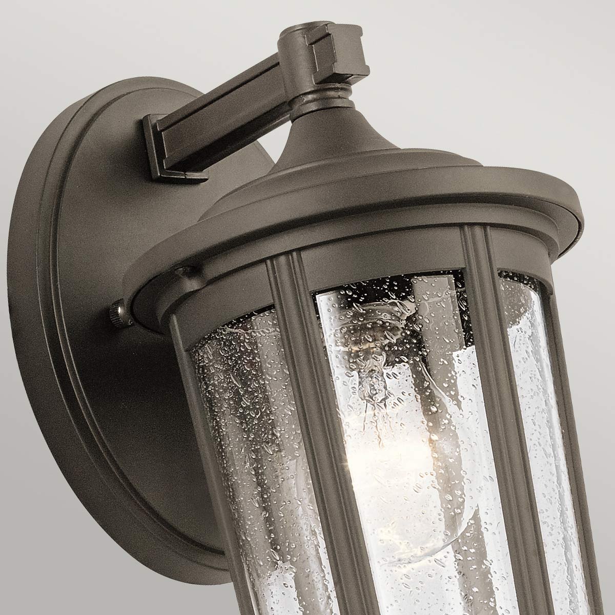 Quintiesse Fairfield Outdoor Medium Wall Lantern in Olde Bronze