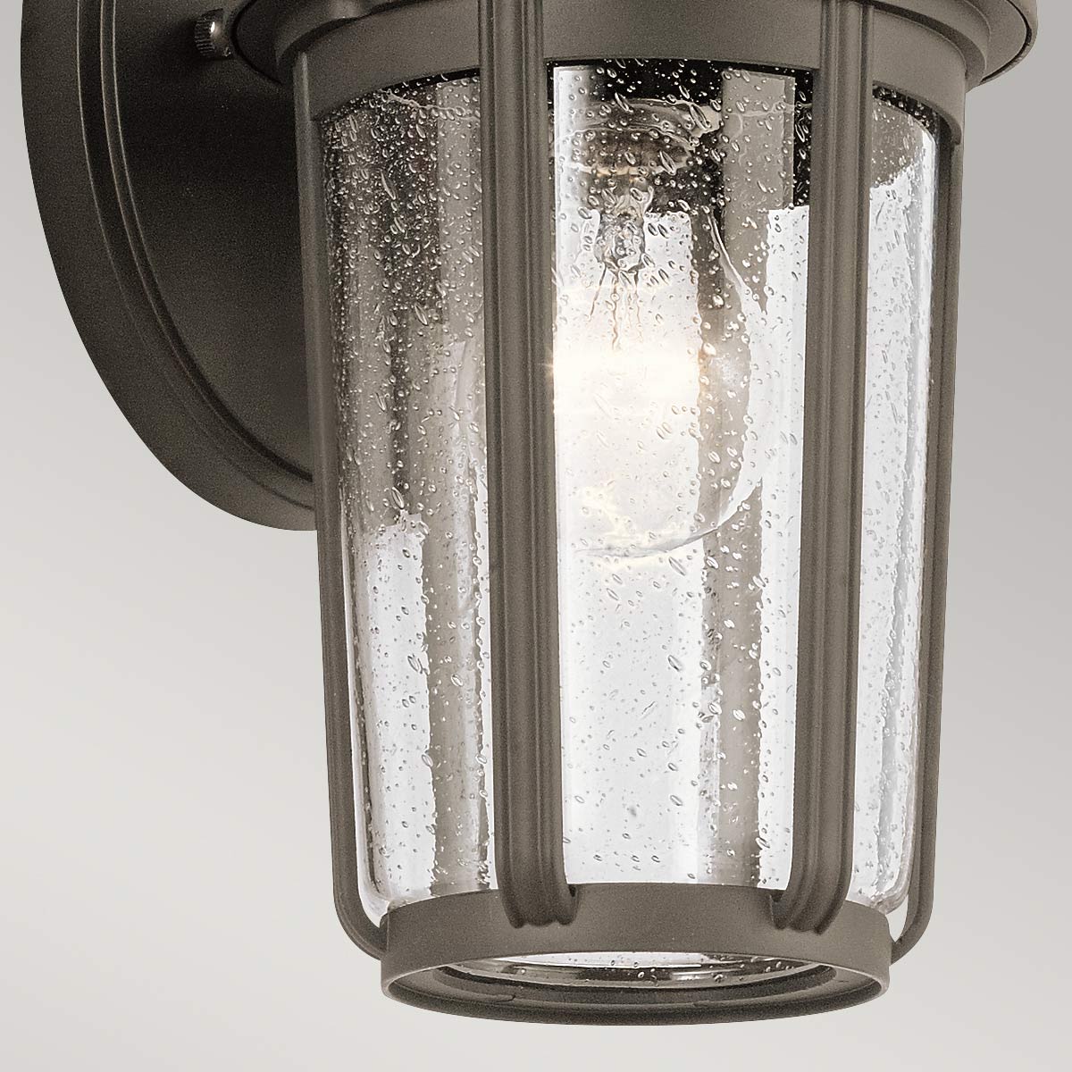 Quintiesse Fairfield Outdoor Medium Wall Lantern in Olde Bronze