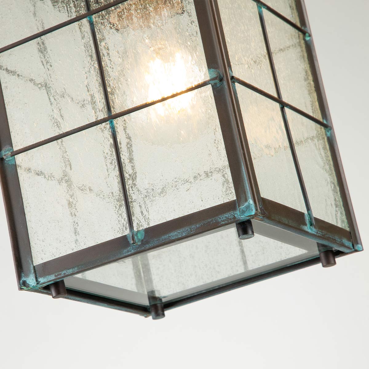 Quintiesse Nantucket Outdoor Medium Chain Lantern in Aged Brass