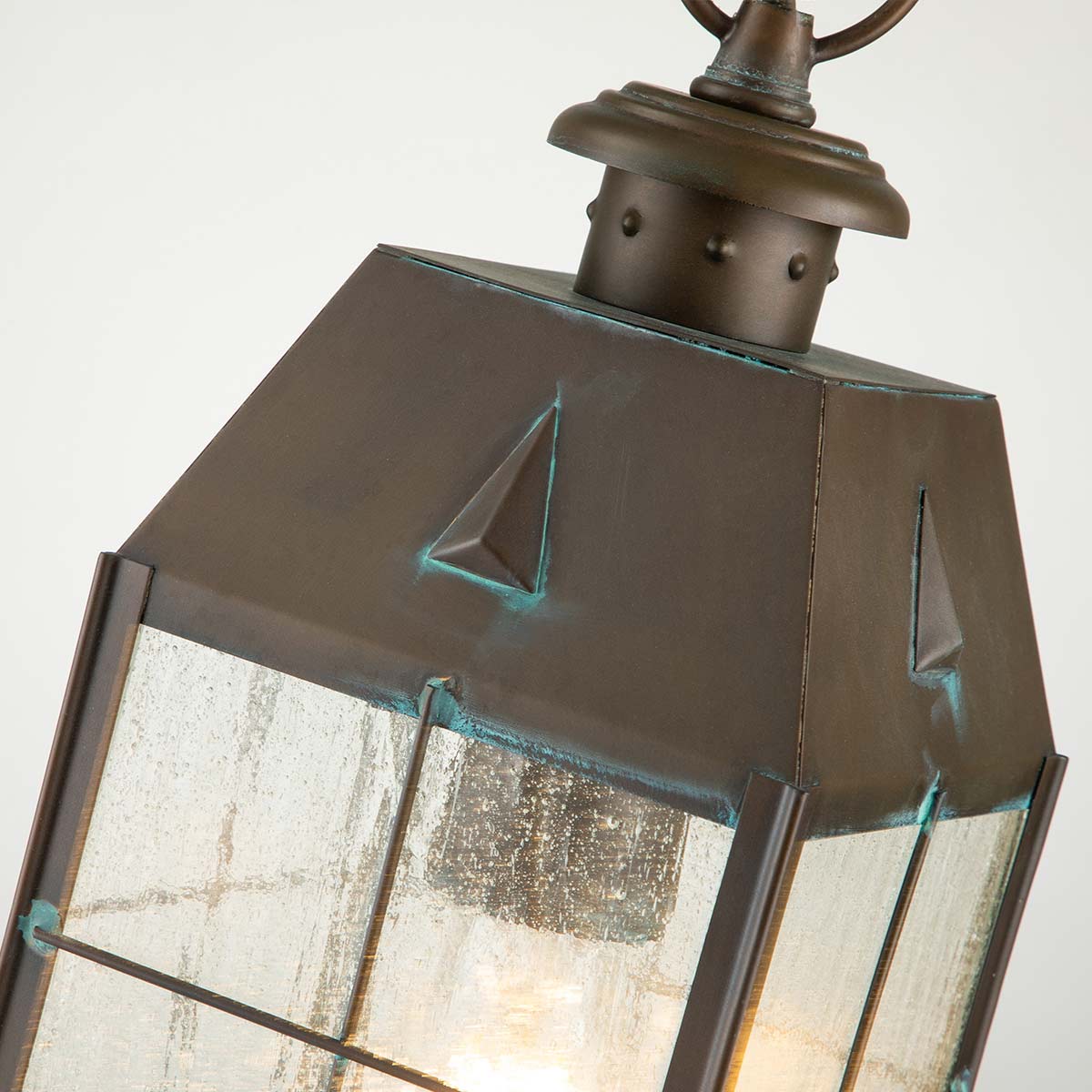 Quintiesse Nantucket Outdoor Medium Chain Lantern in Aged Brass