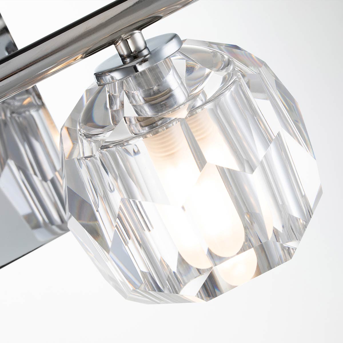 Quintiesse Regalia Bathroom 2 Light Wall Light in Polished Chrome