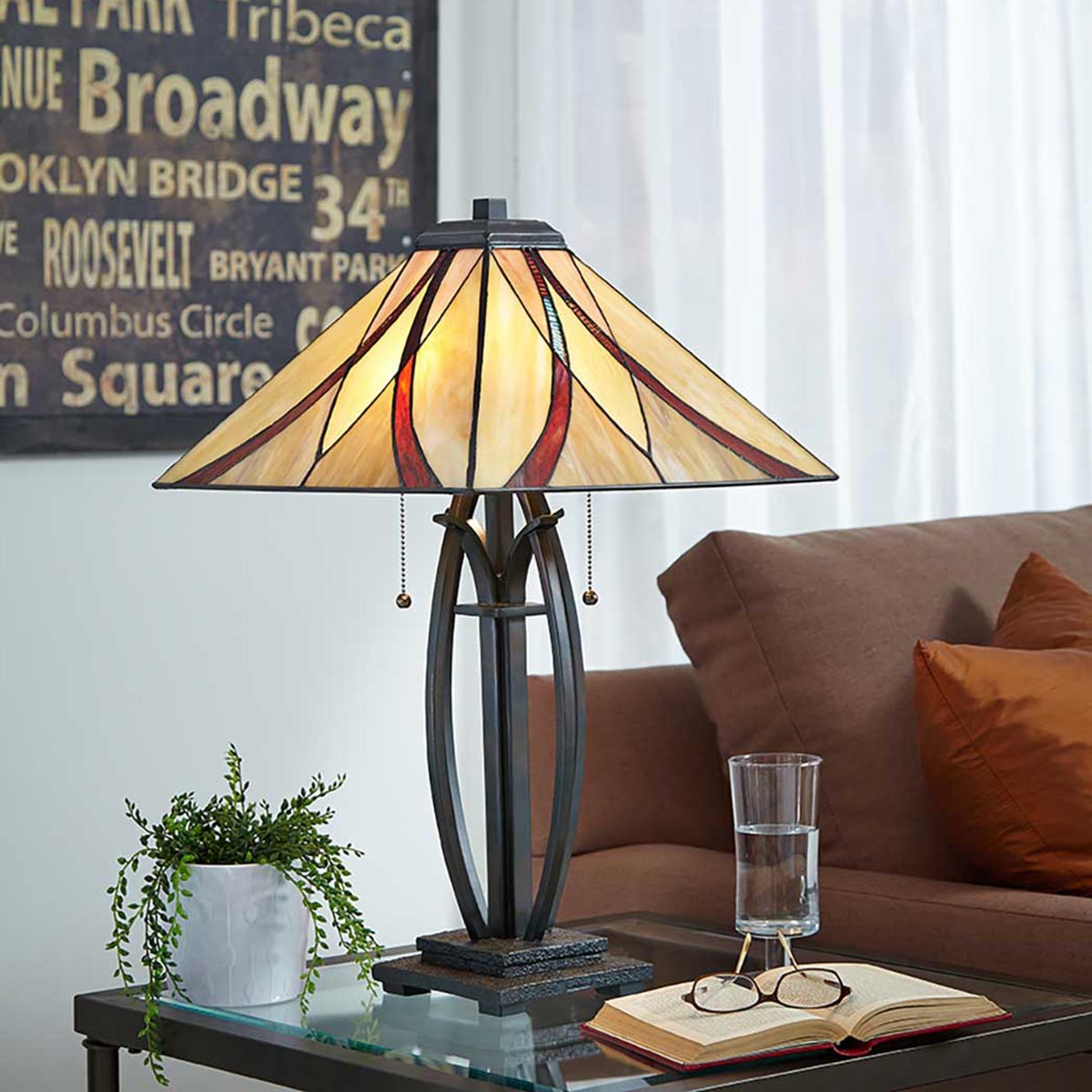 Quoizel Asheville Tiffany Table Lamp in Valiant Bronze