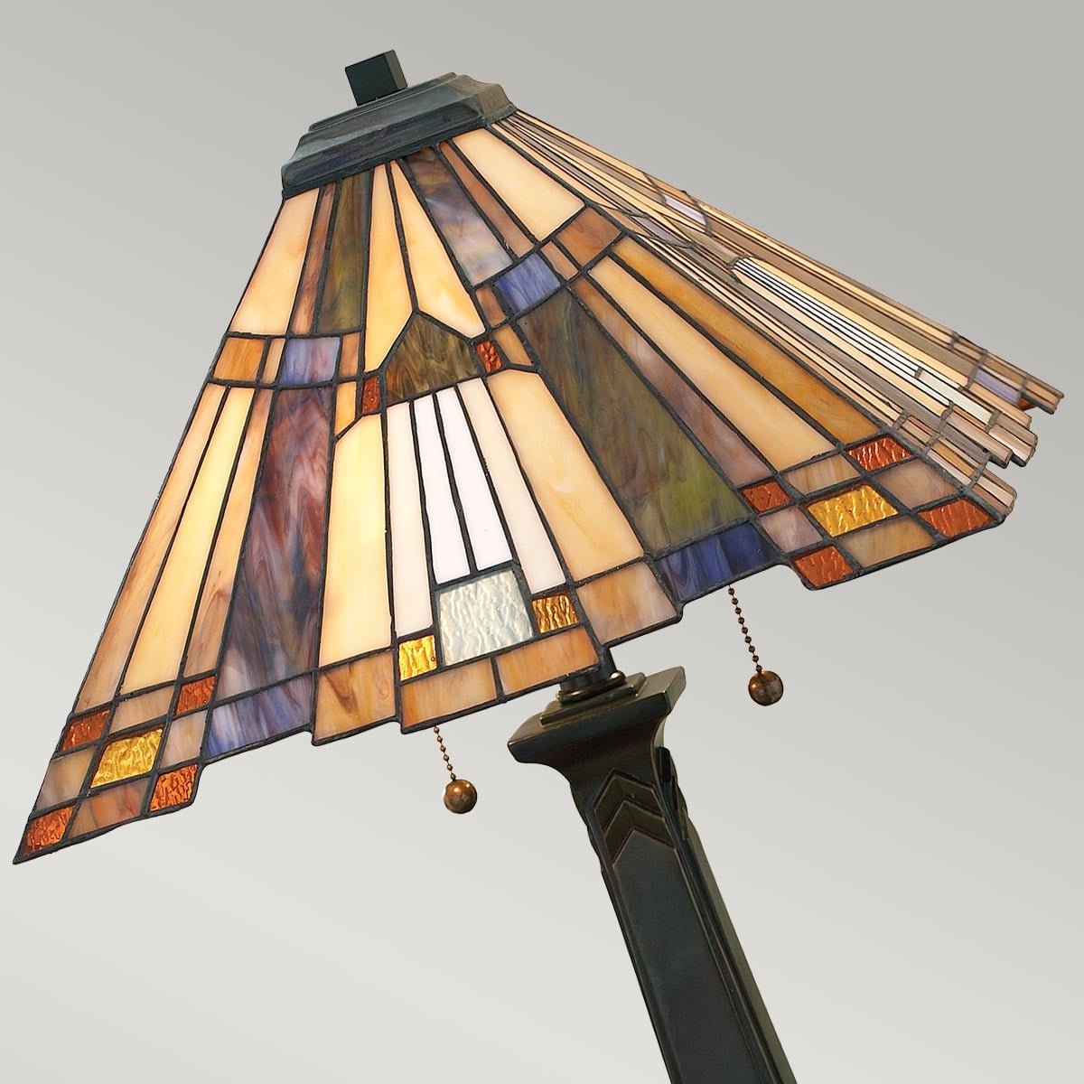 Quoizel Inglenook Tiffany Table Lamp in Valiant Bronze
