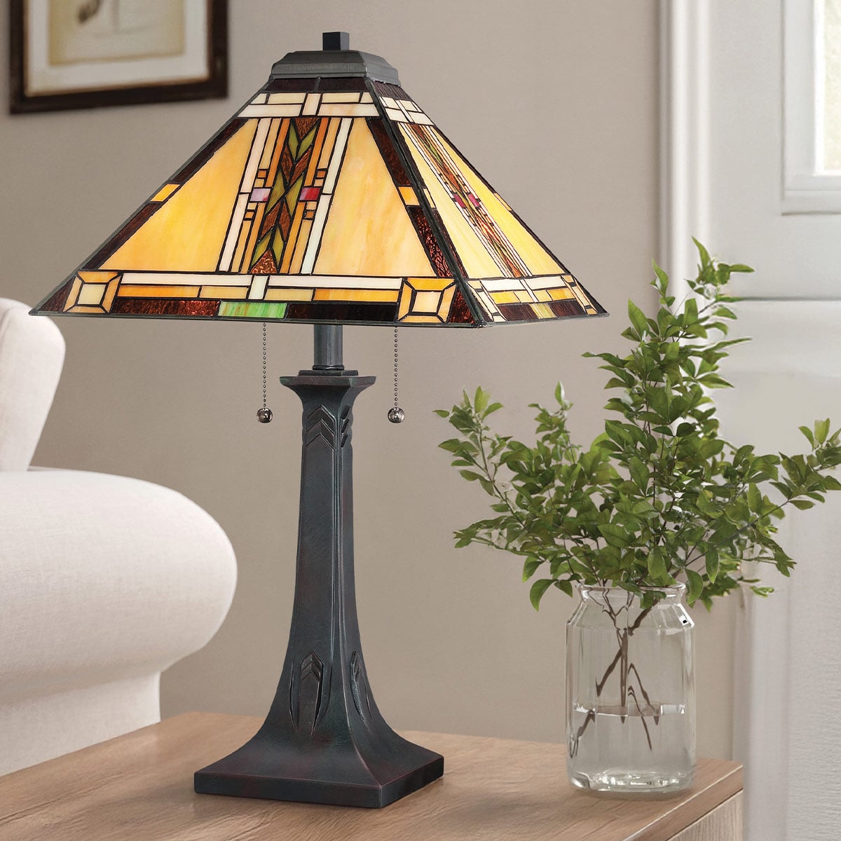 Quoizel Navajo 2 Light Tiffany styleTable Lamp Bronze with Art Glass Shade