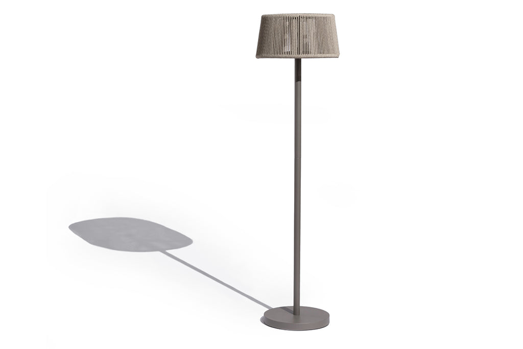 Rop and Strip 500lm Solar Lamppost 175 cm - Teak Duratek, Muscade Aluminium and Beige Woven Rope with Granite Base