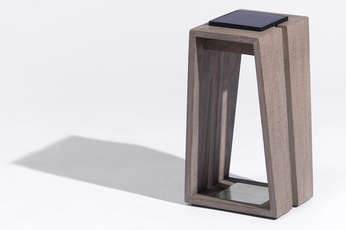 Skaal 500lm Solar Lantern 39 cm - Teak Duratek with Wood-fibre Composite Slats