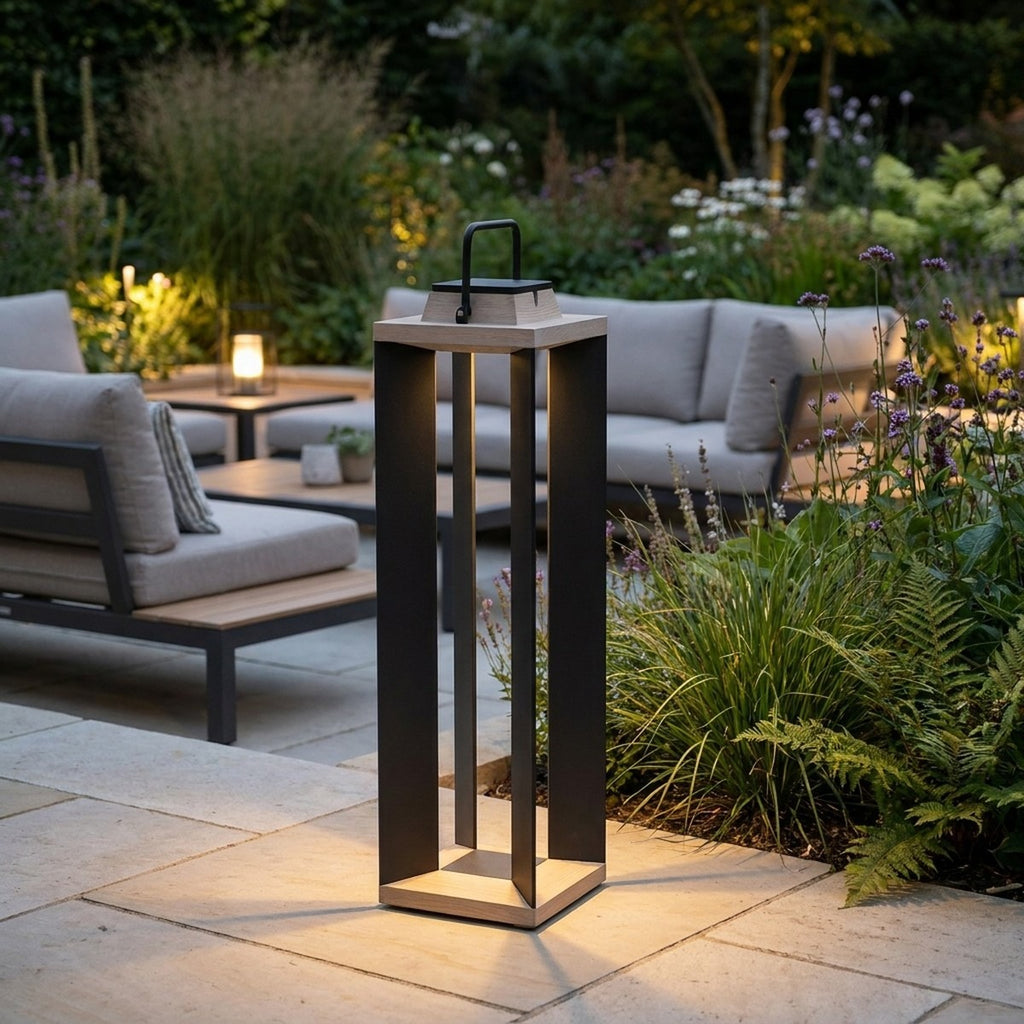 Teckalu 500lm Solar Lantern XL 90 cm - Duratek Teak with Black Aluminium Slats