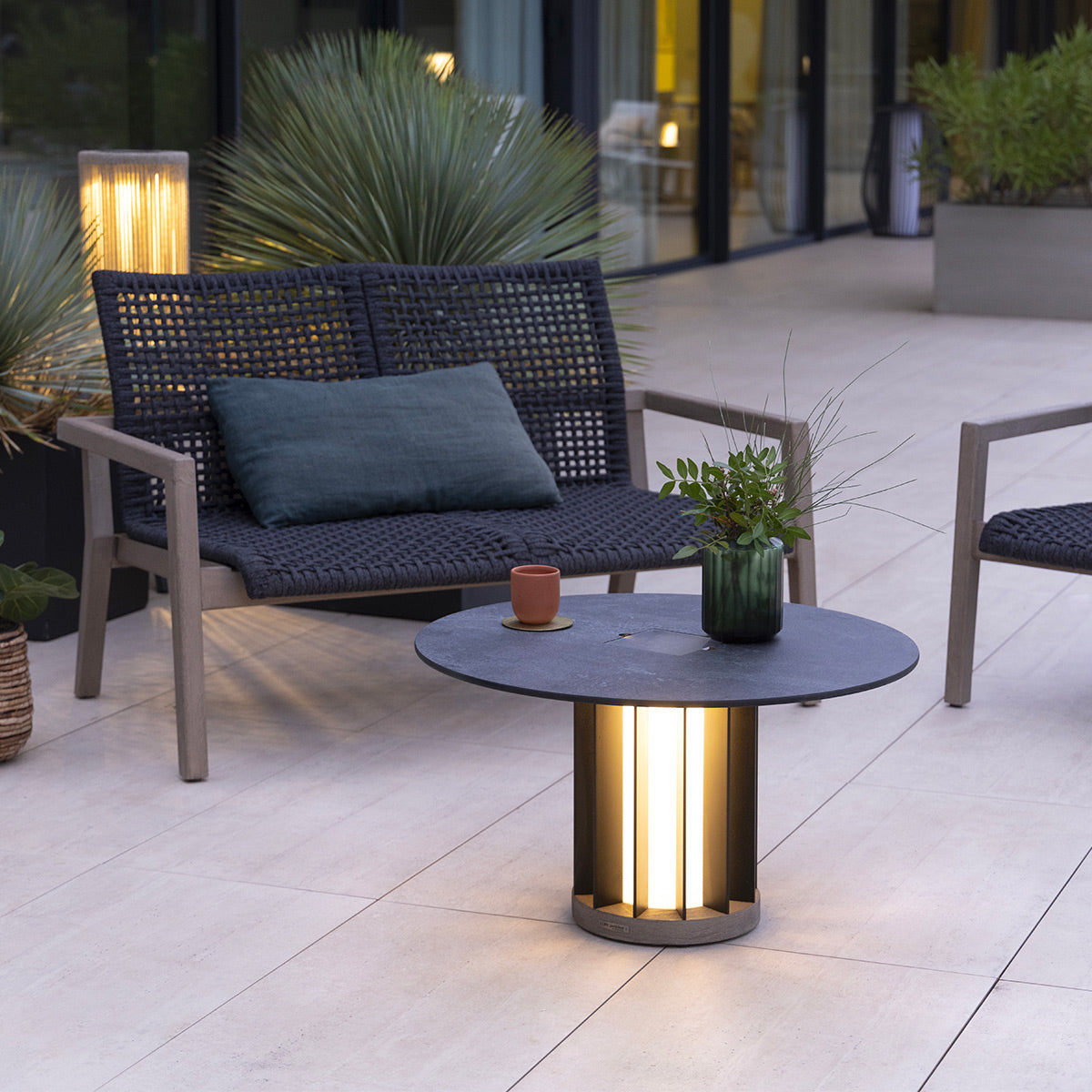 Teckalu 500lm Solar Low Table 70 cm - Duratek Teak Base, Slate HPL Top with Black Aluminium Slats