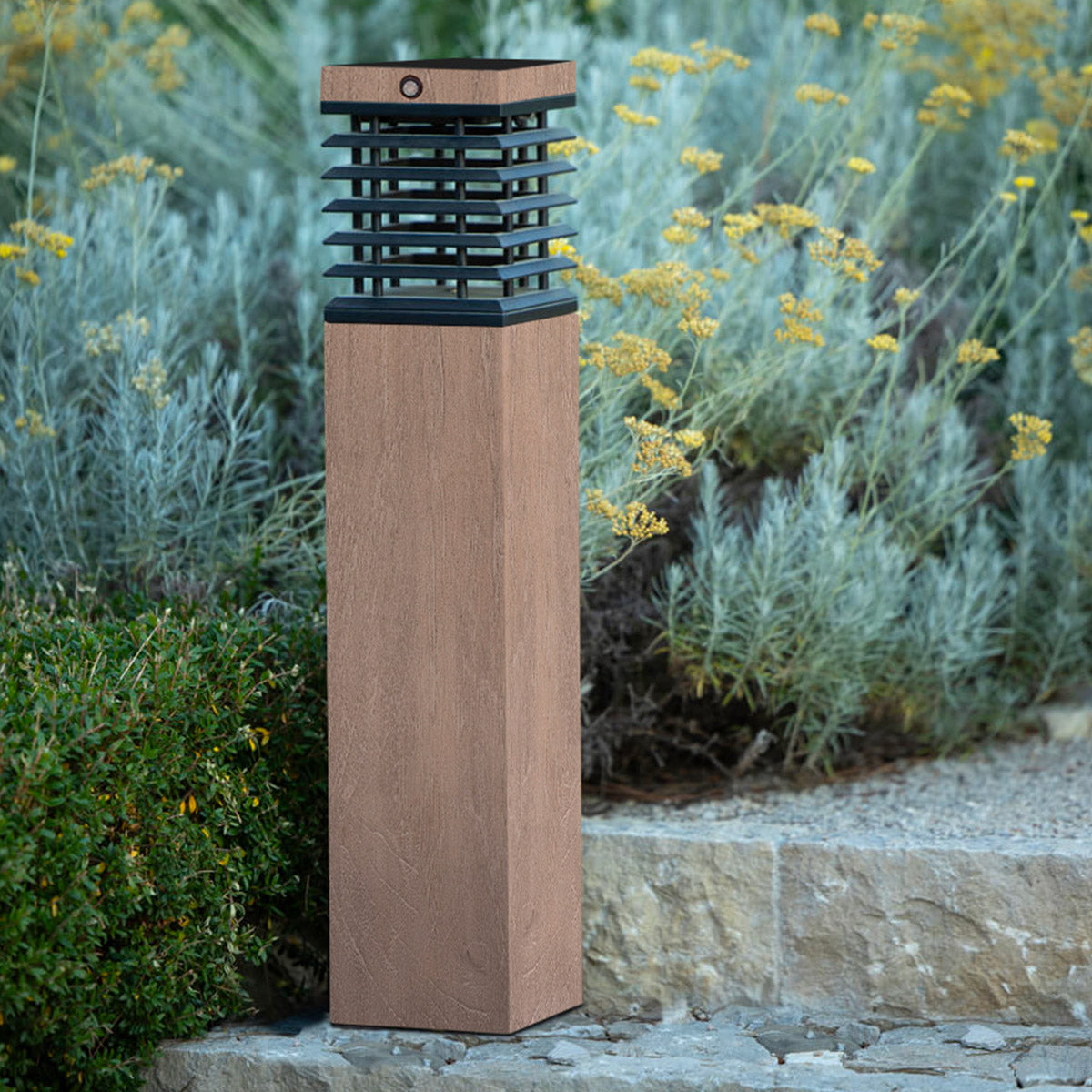 Tekura 500lm Solar Pathway Light 75 cm - Teak Duratek with HPL Slats
