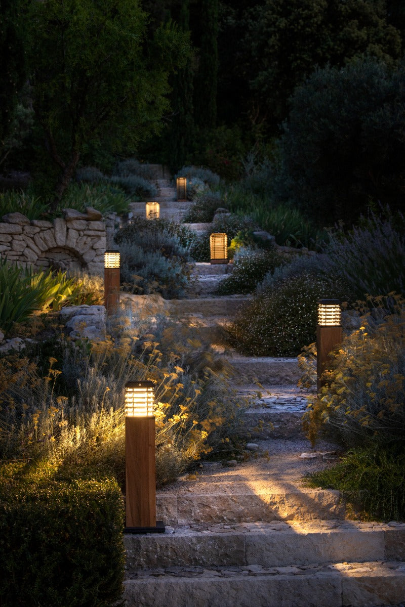 Tekura 500lm Solar Pathway Light 75 cm - Teak with HPL Slats