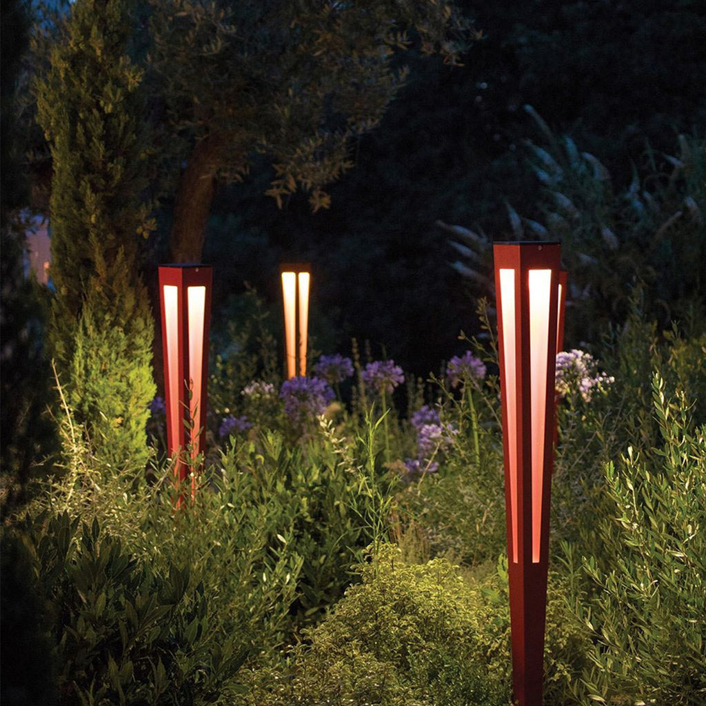 Tinka 500lm Solar Torch 120 cm - Space Grey Aluminium with Frosted Acrylic Diffuser